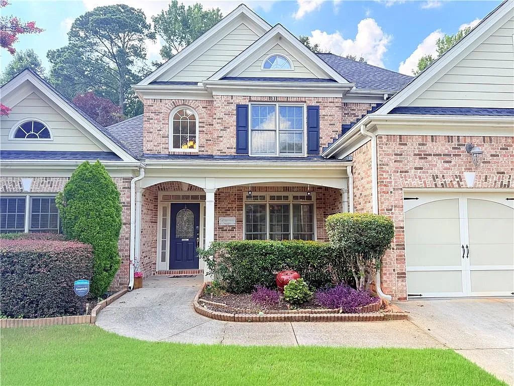 4 bed, 3.5 bath, 2657 sqft, $2,800 — Photo 2