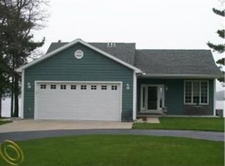 6364 Westshore Dr, Oscoda, MI 48750
