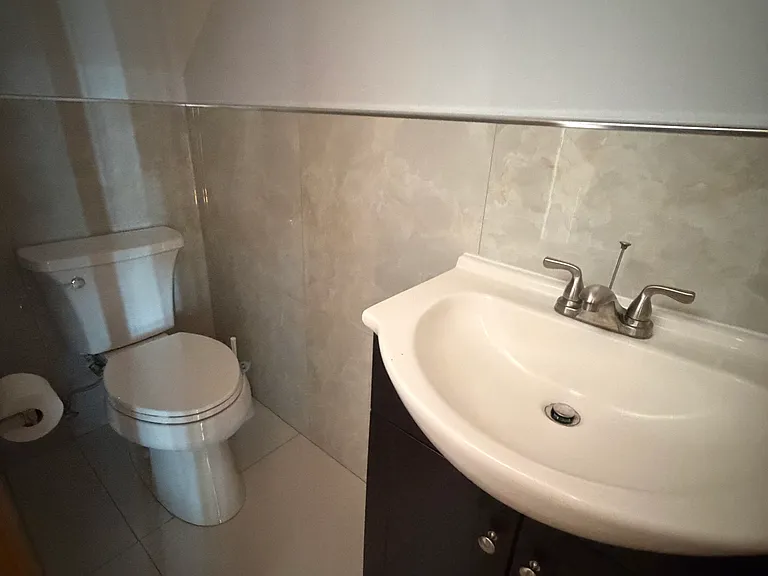432 N 9th St #3R — Photo 3