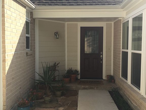 2nd image of 15018 Seahorse Dr