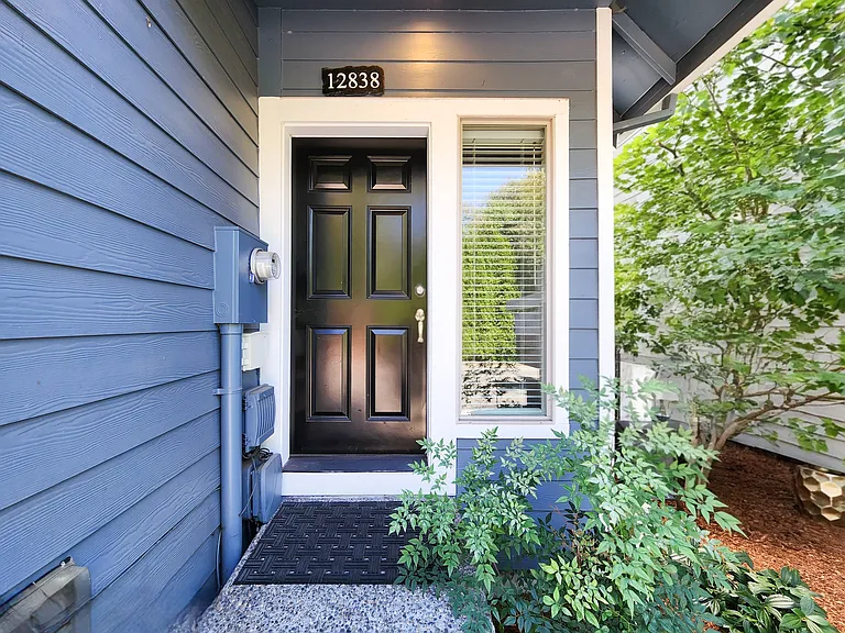 12838 NW Clement Ln — Photo 3