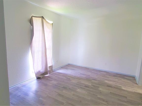 2nd image of 5431 Canterway Dr