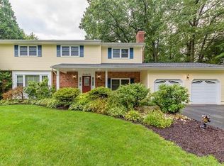 76 Stratford Rd, East Brunswick, NJ 08816