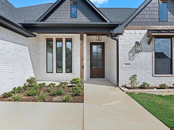 5th image of 16426 Clearview Dr