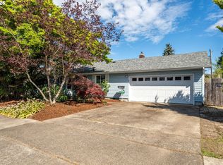 196 Hayden Bridge Way, Springfield, OR 97477