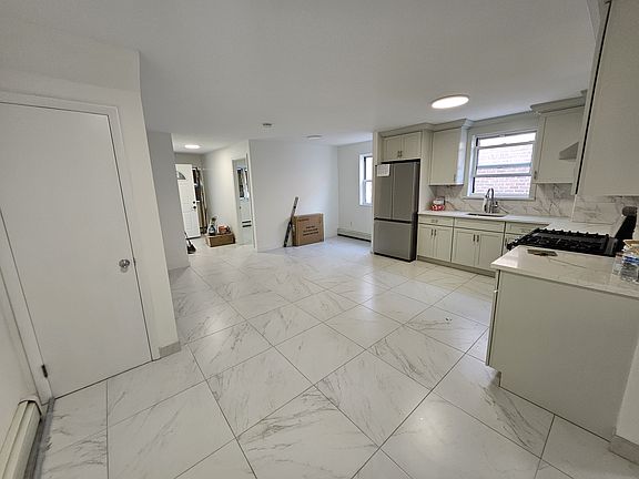 4th image of 6709 12th Ave Floor 2