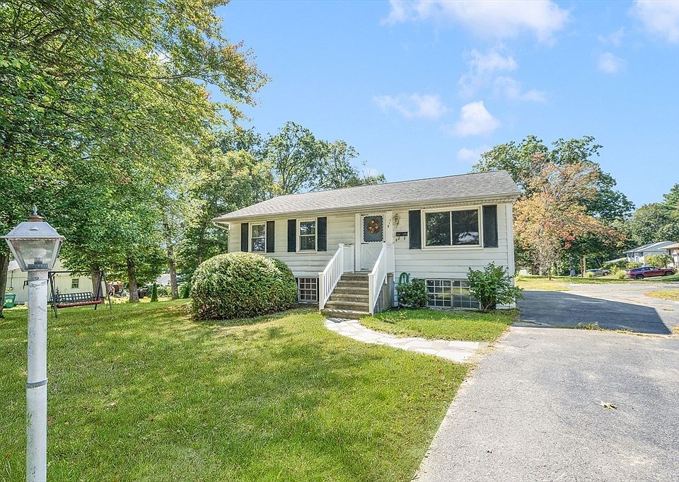 1st image of 119 Susanne Dr