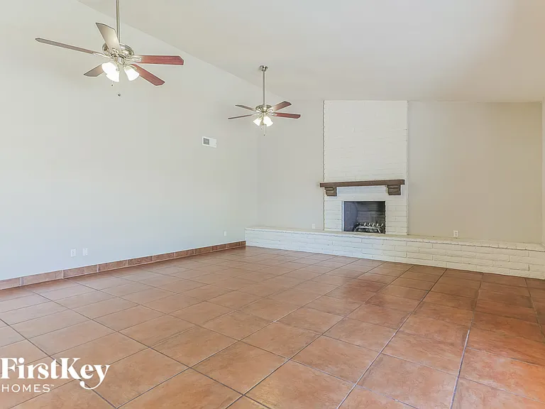 2670 W McNair St — Photo 3