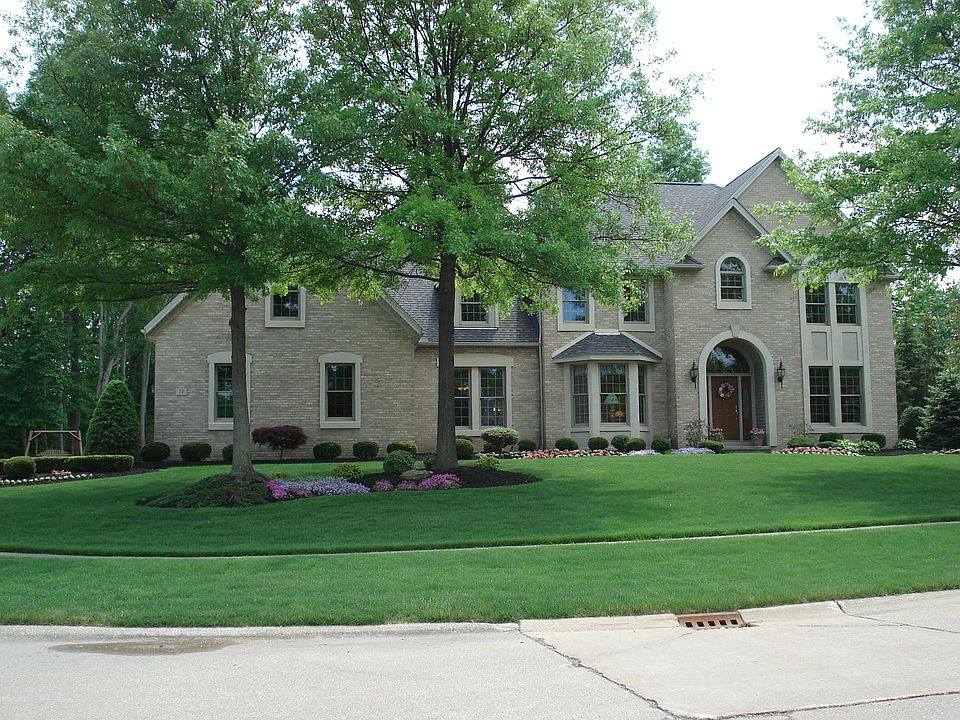 1st image of 71 Beech Cliff Dr