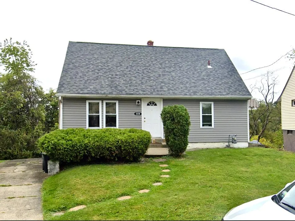 389 Whittier Dr