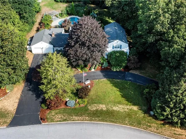 250 Stone Ridge Dr, East Greenwich, RI 02818