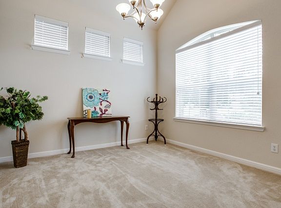 4th image of 3108 Mosswood Dr