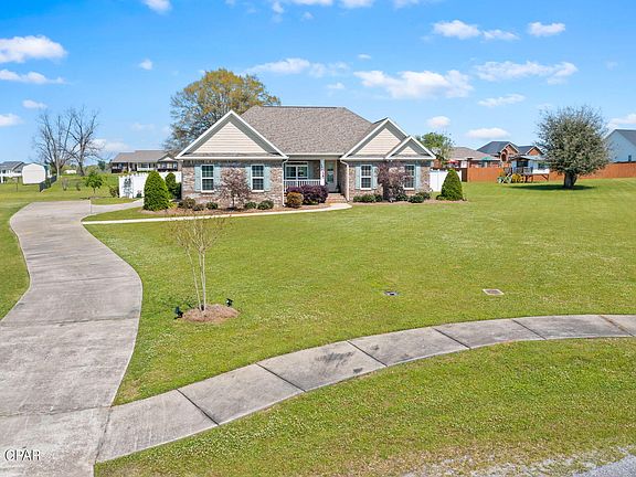 3rd image of 3328 Grey Oak Way