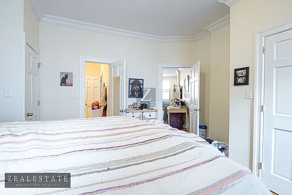 Rented by ZealEstate Group Inc | media 25