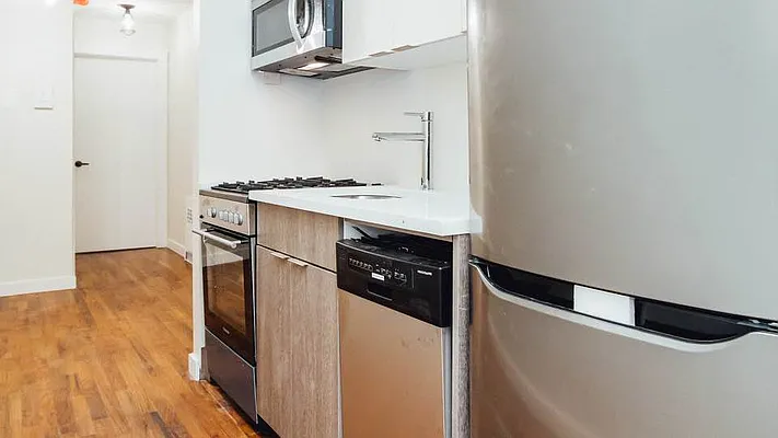 Rented by Nooklyn NYC LLC | media 1