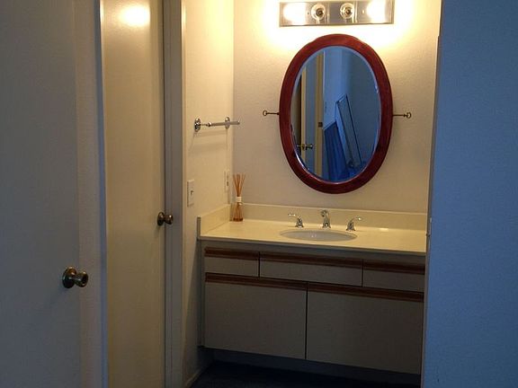 5th image of 27648 Susan Beth Way Unit H