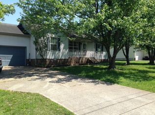 306 Vernon Traylor Dr, Smyrna, TN 37167