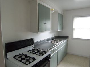 500 W Twelve Mile Rd, Royal Oak, MI 48073