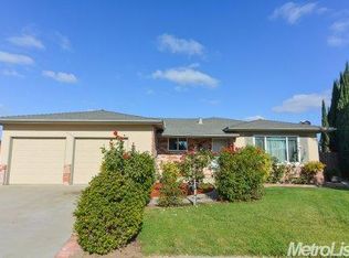 5743 E Mohican Dr, Manteca, CA 95336