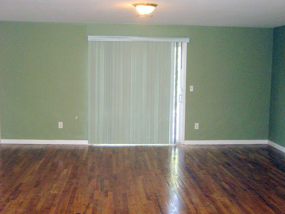 1st image of 376-378 14th Ave