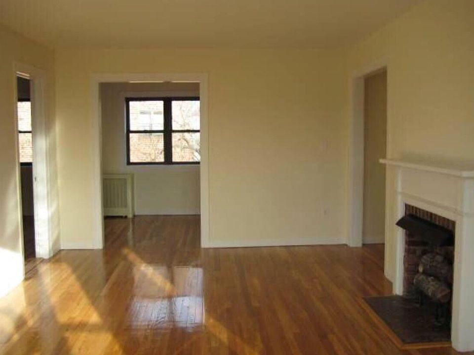 1st image of 50 Stuyvesant Ave