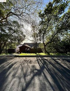 582 Euclid Ave, Berkeley, CA, 94708