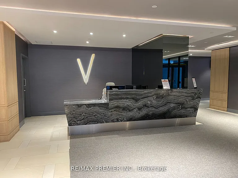 621 Sheppard Ave E #706 — Photo 2