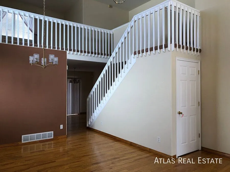 Coming Soon Cozy 3bd 3ba Home In Denver! — Photo 3