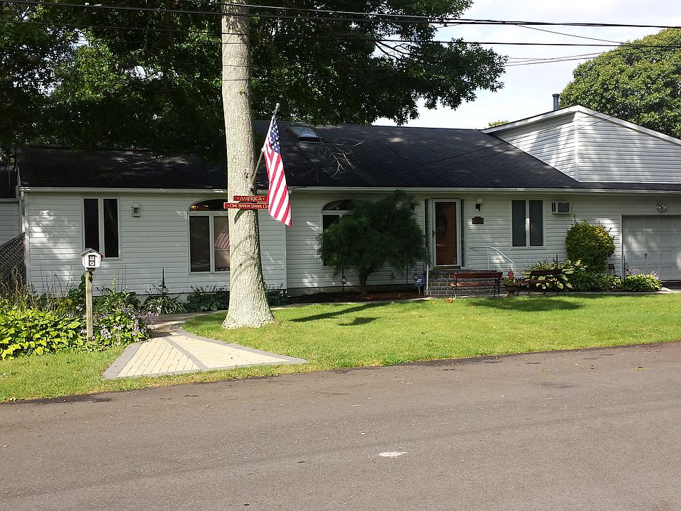 1st image of 227 Hyman Ave
