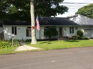 227 Hyman Ave, West islip, NY 11795