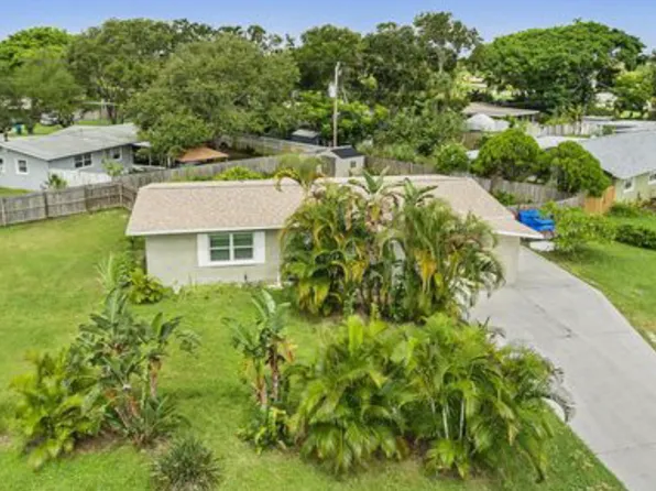 815 Hampton Way, Merritt Island, FL 32953