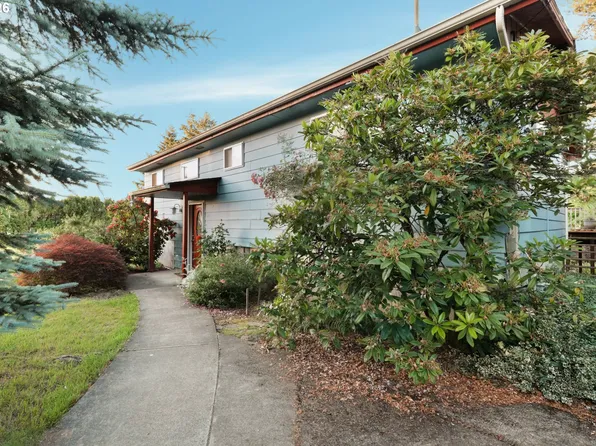 21425 SE Bohna Park Rd, Damascus, OR 97089