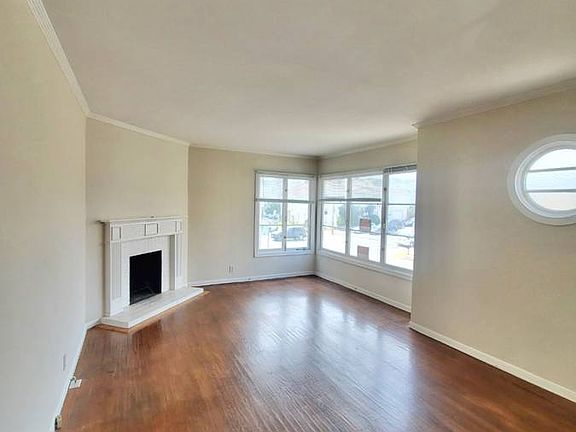 3rd image of 837 Santiago St #837