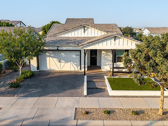 4th image of 22780 E CALLE LUNA --