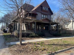 915 SW Munson Ave, Topeka, KS 66604