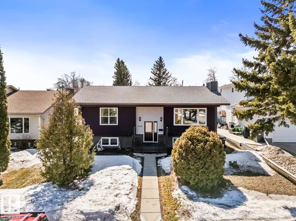 1009 15th Ave, Cold Lake, AB T9M 1J5