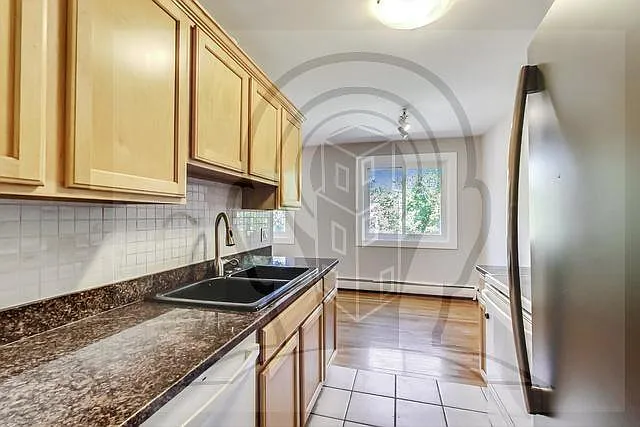 822 Seward St #3B — Photo 11