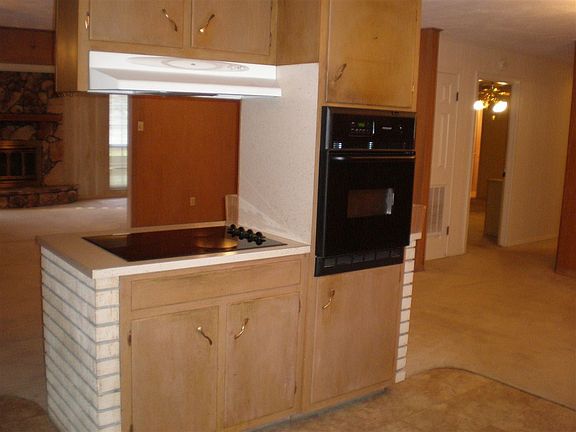 5th image of 2200 Duff Dr