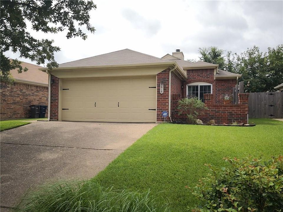 1st image of 10615 Tall Oak Dr