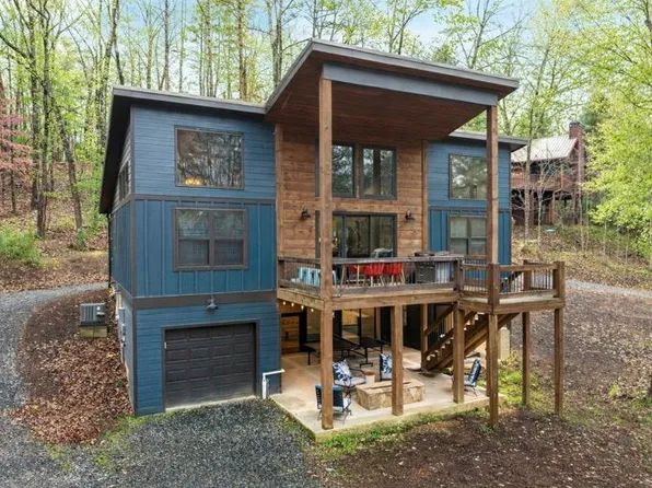 130 Orbit Ln, Ellijay, GA 30540