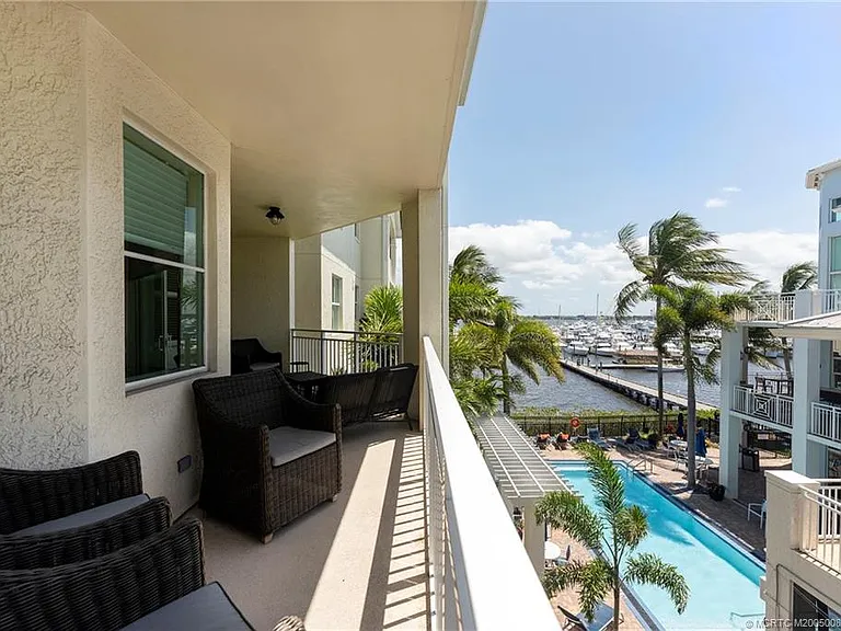 975 NW Flagler Ave #306 — Photo 40