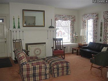 5th image of 1609 N Ellsworth Ave