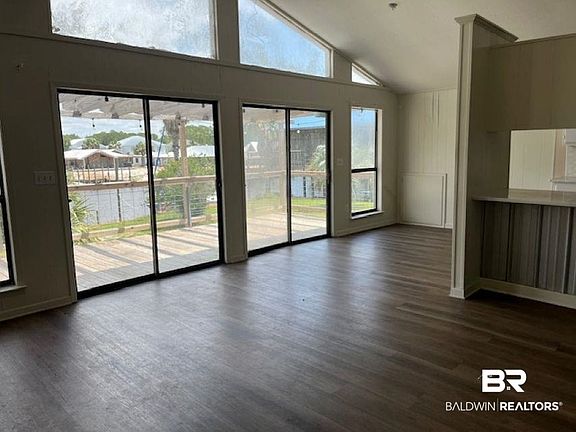 4th image of 26225 Marina Rd
