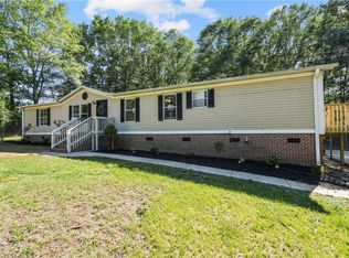 103 Nellstone Ct, Easley, SC 29642