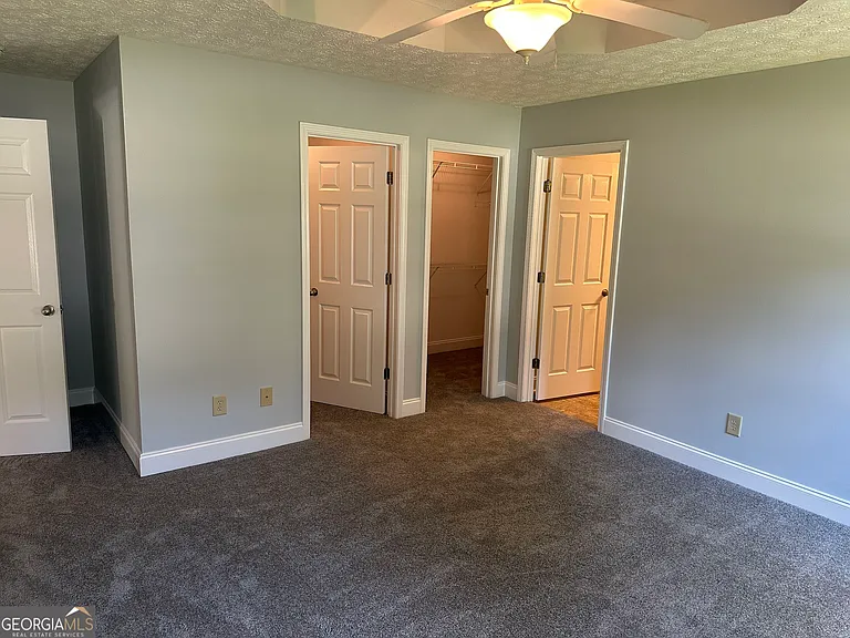 561 Highland Pointe Dr — Photo 17
