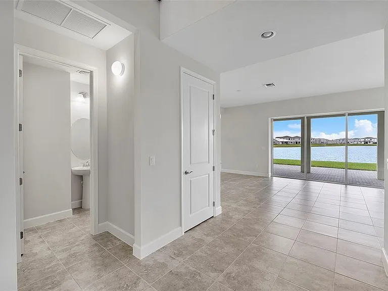 5206 Liberty Ln — Photo 40