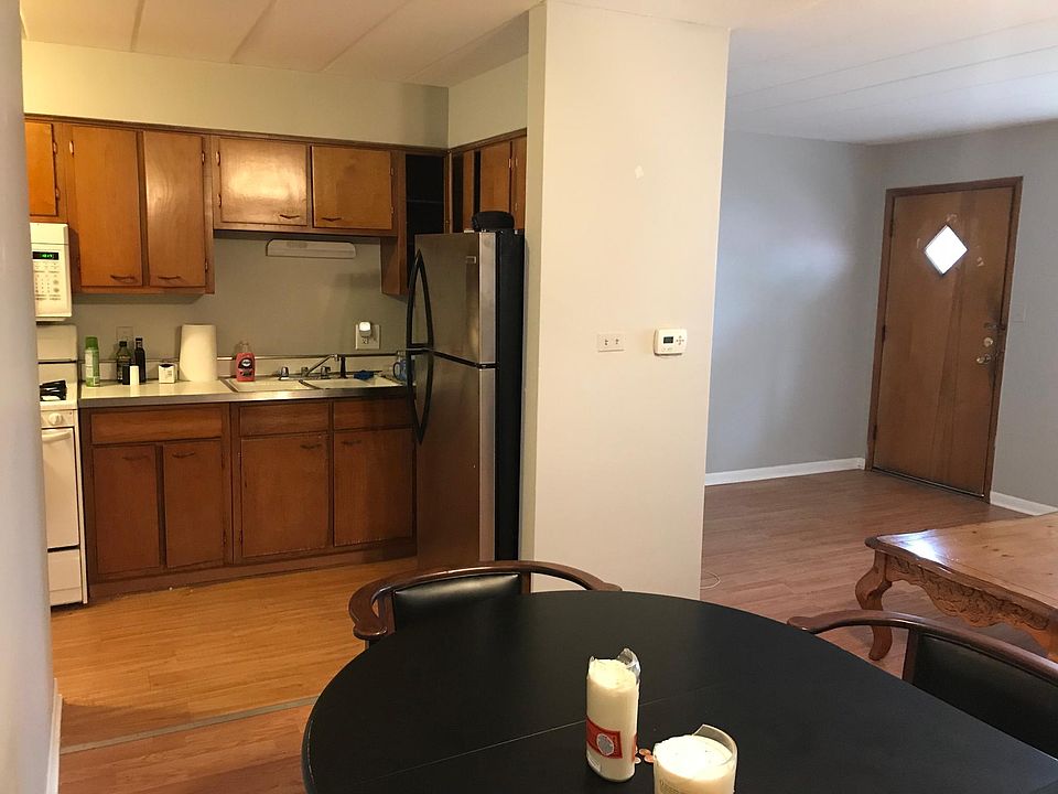 Kitchen/Living Room 