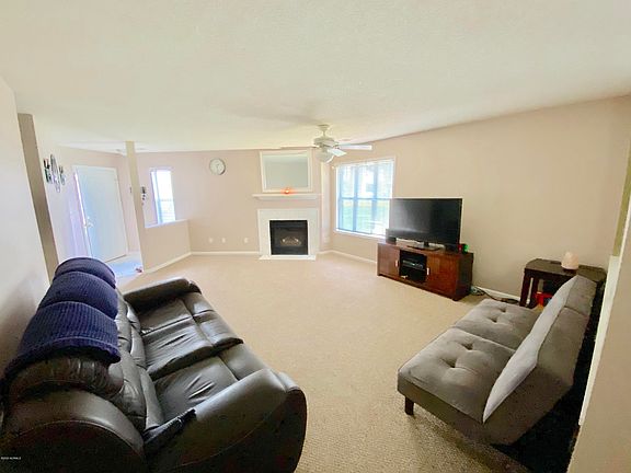 3rd image of 3304 Mulberry Lane #C