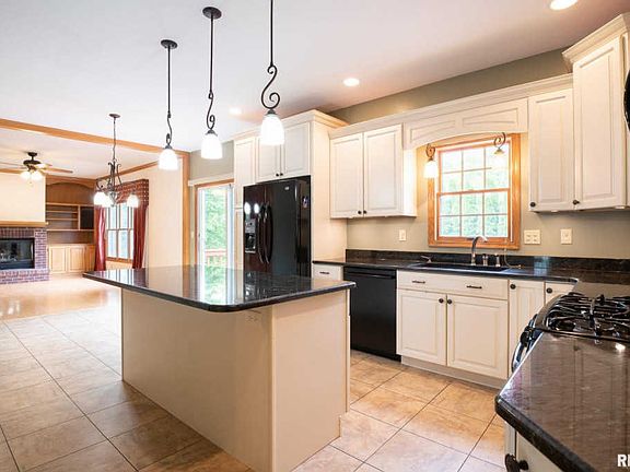 5th image of 6406 N Live Oak Ct