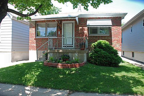 1st image of 4111 Burgen Ave